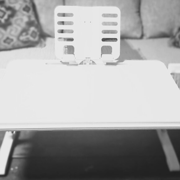 Limitless TotalDesk Portable Workstation & LapDesk with Adjust Ht&Tilt - Picture 1 of 8